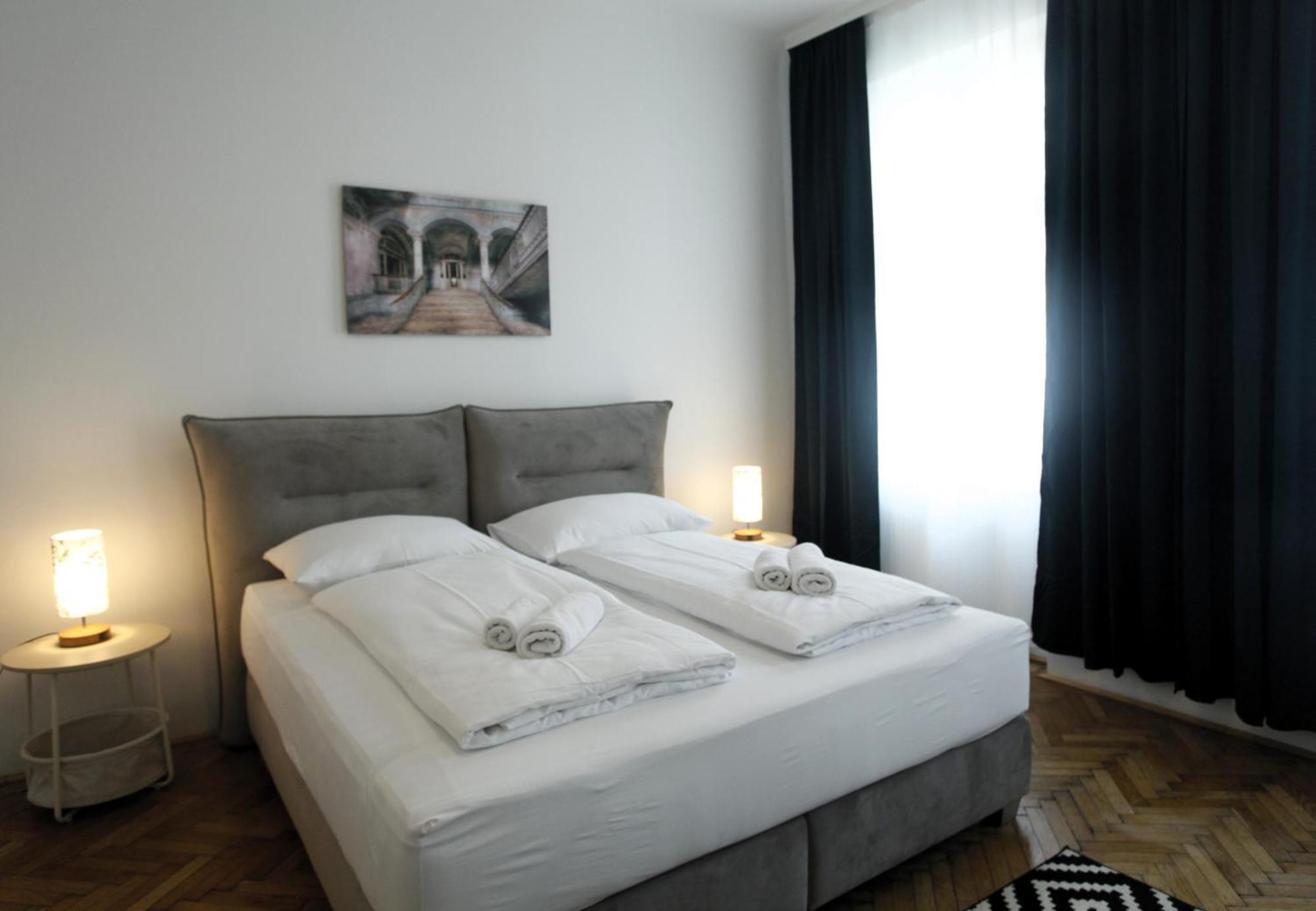 Casa Nostra - Schoene 3-Zimmerwohnung Am Augarten Wina Bagian luar foto