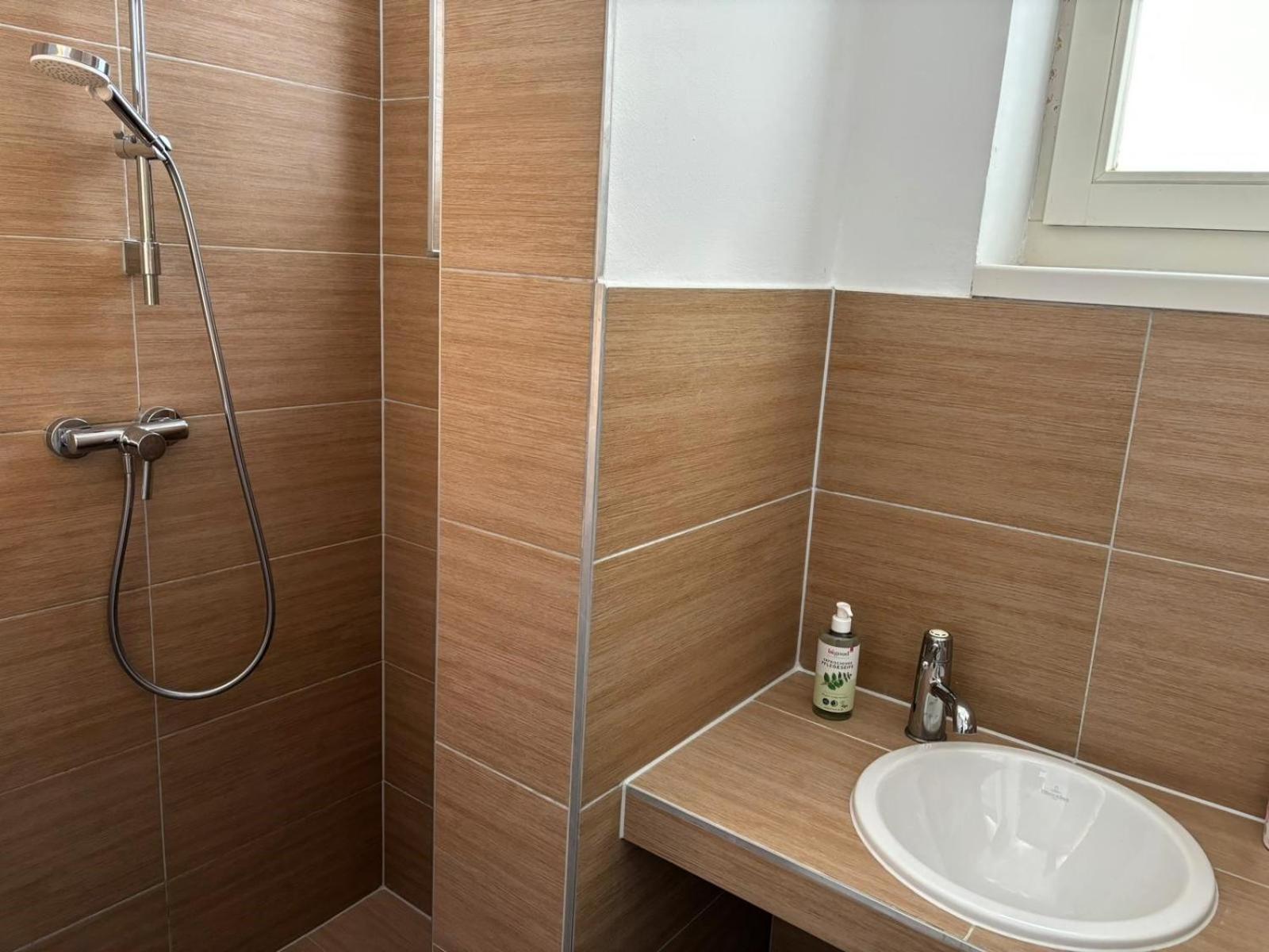 Casa Nostra - Schoene 3-Zimmerwohnung Am Augarten Wina Bagian luar foto